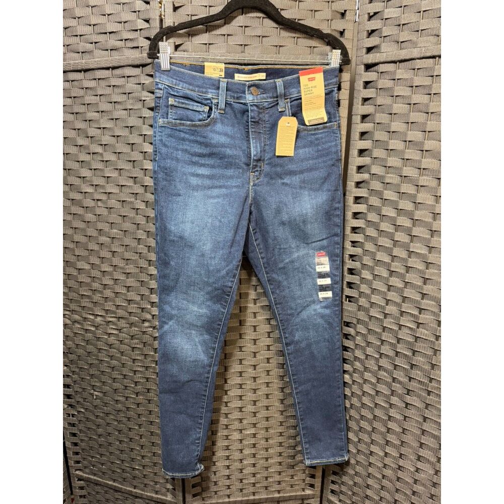 Levi’s 720 High-Rise Super Skinny Jeans – Size 30x28 NWT